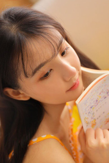 《漂亮的女邻居在线